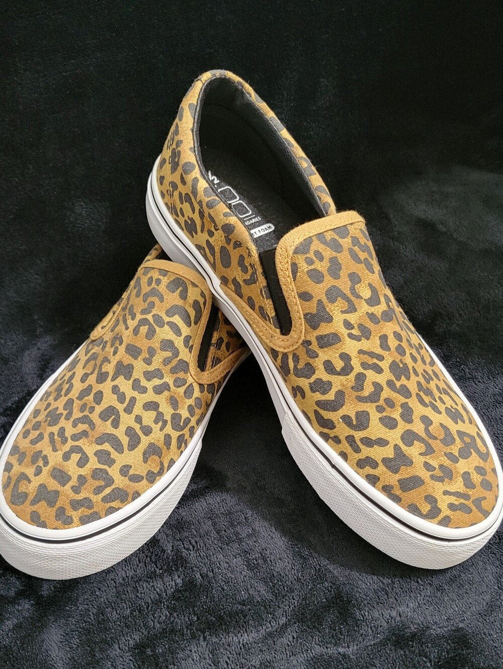 No Boundaries Leopard Print Slip-On Sneakers
